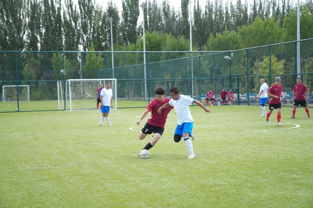 关于风起云涌！国内足球比拼技艺精湛的信息