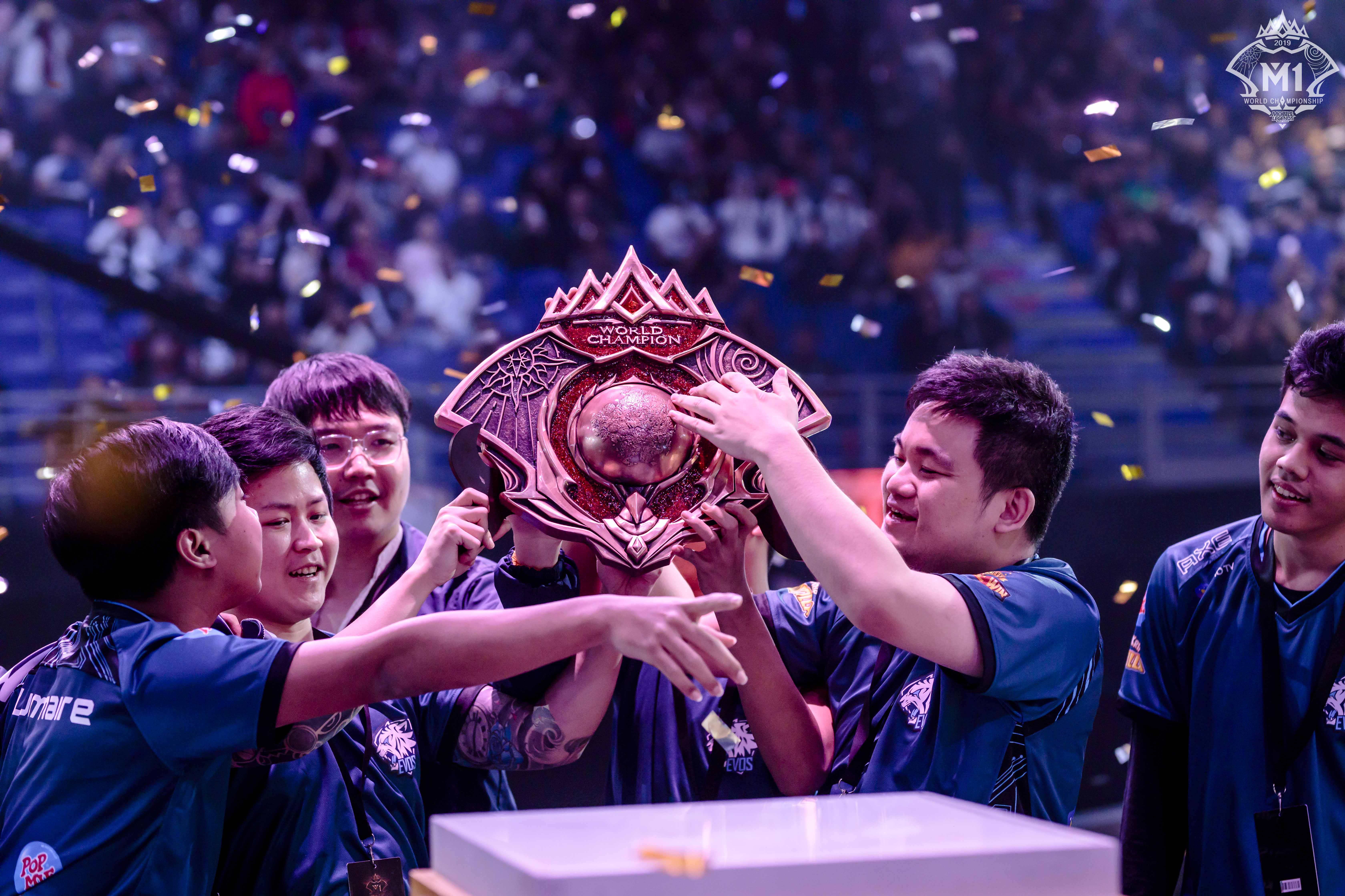 篮球队伍备战国际比赛,集结全球精英 篮球队伍备战国际比赛,集结全球精英