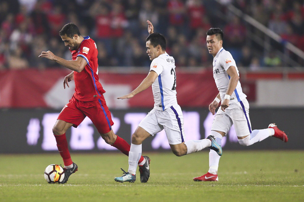 绿城主场战平泰达,保级希望渺茫 绿城主场战平泰达,保级希望渺茫