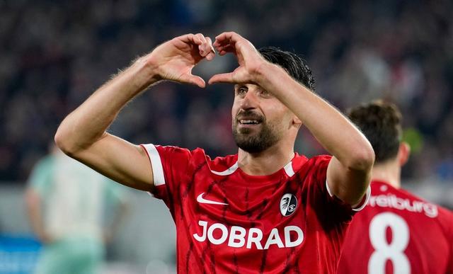 弗莱堡球队新援表现抢眼，助力球队取胜