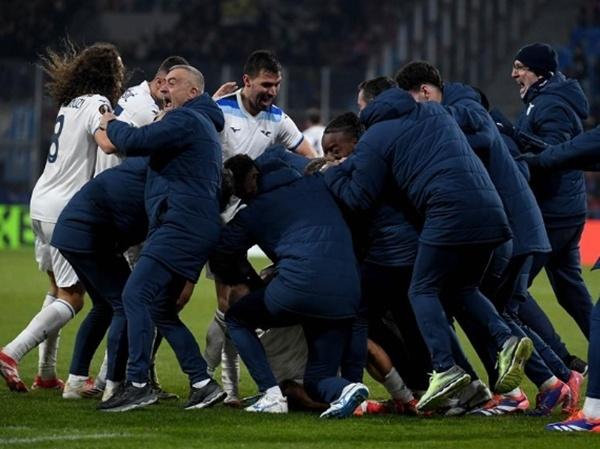 爱游戏在线-欧预赛强队对抗，场上掀起高潮惊险连连