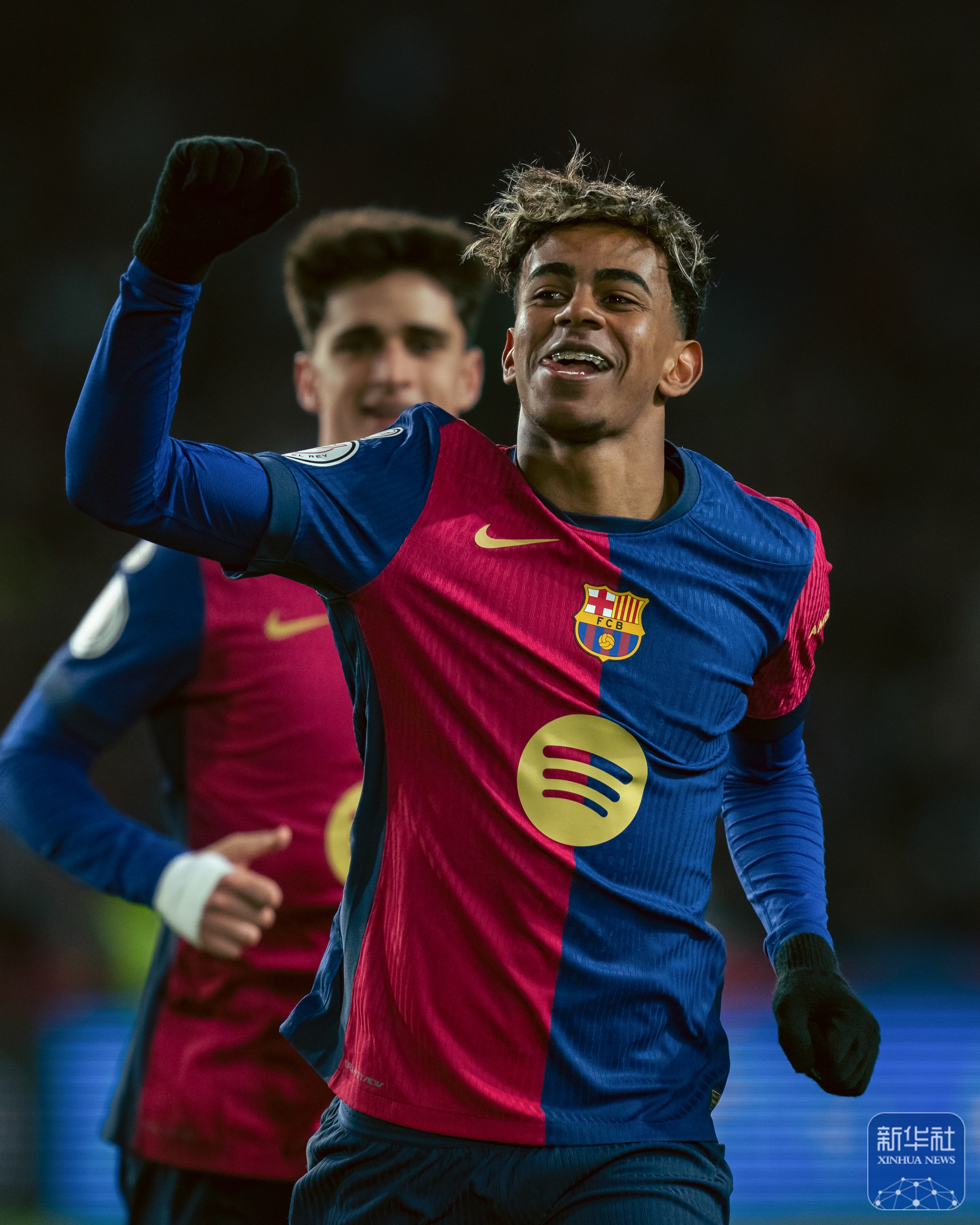 欧洲巨人对决激烈角逐,巴塞罗那大胜晋级的简单介绍 欧洲巨人对决激烈角逐,巴塞罗那大胜晋级的简单介绍