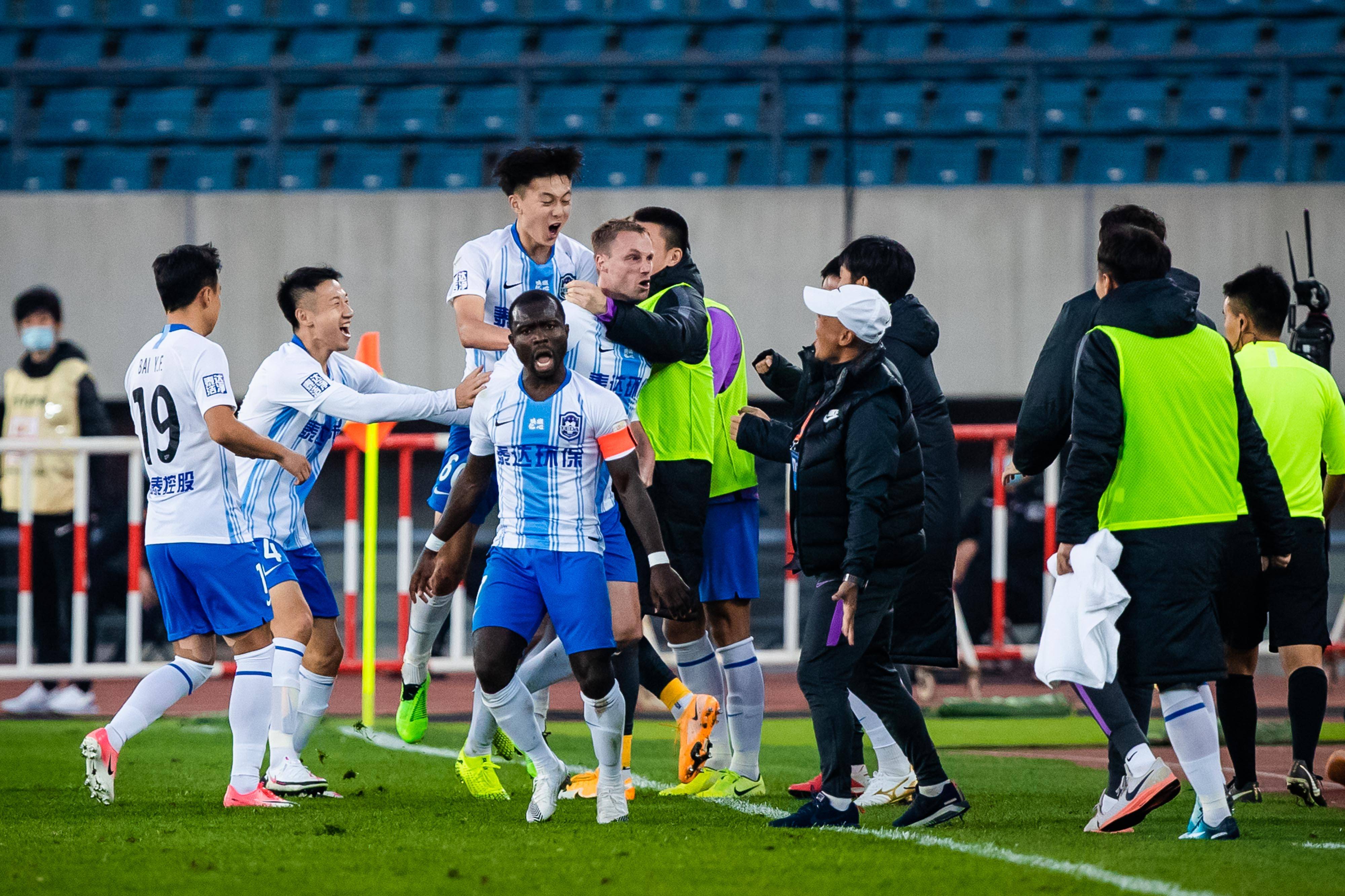 深圳佳兆业客场战平广州恒大