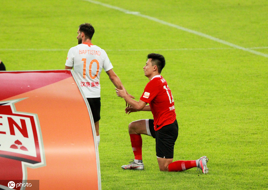 爱游戏官网-包含武汉卓尔备战深圳深足，球队努力保持连胜的词条