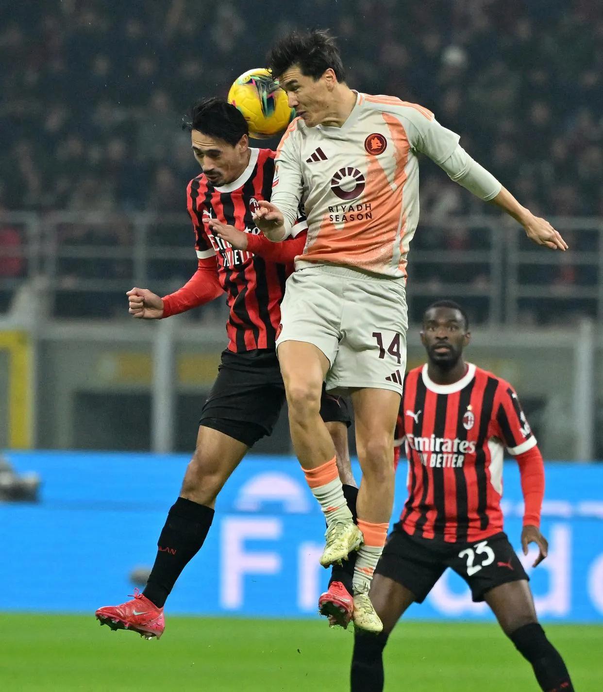 包含博洛尼亚主场不敌拉齐奥，失去良机的词条