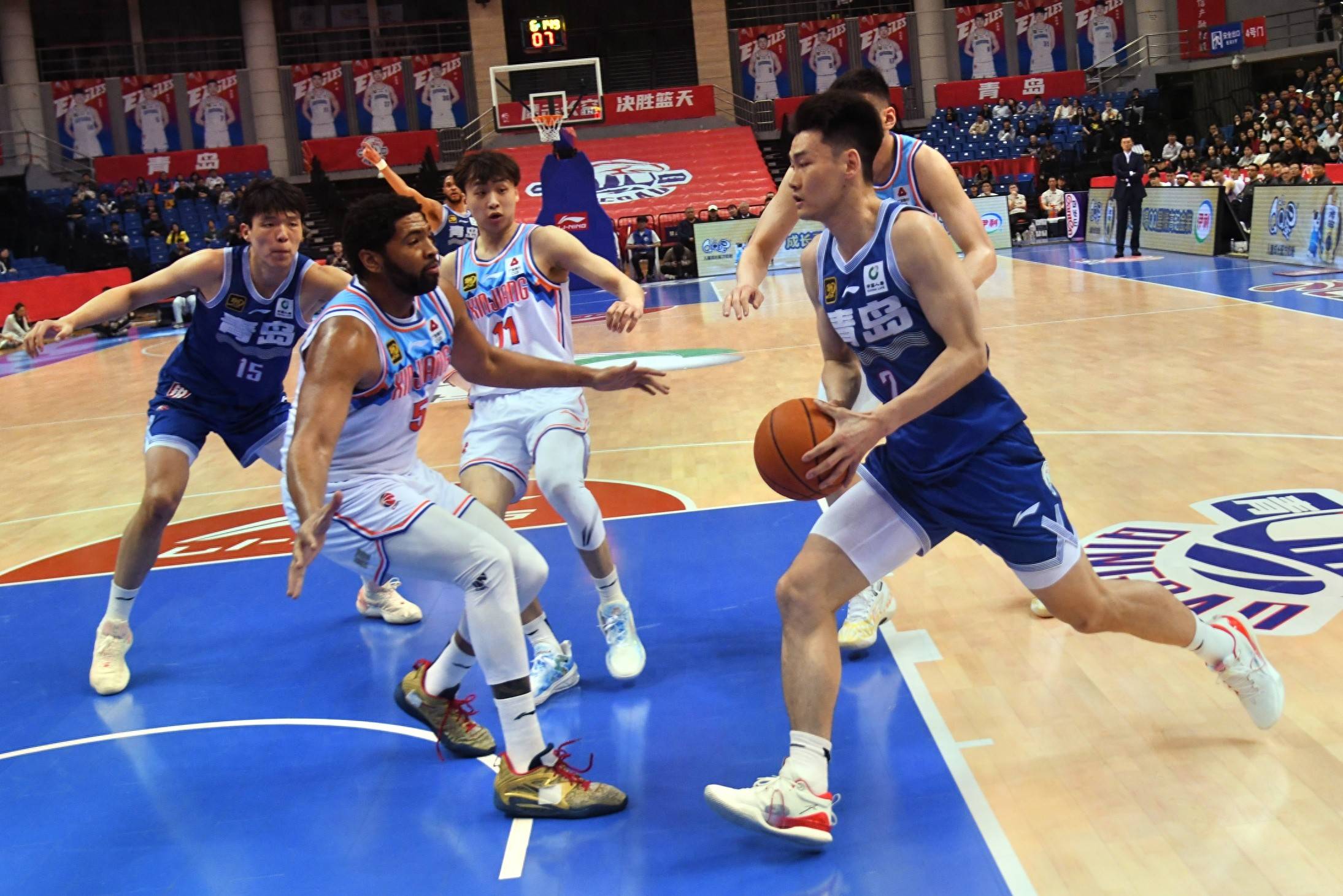 爱游戏登录-阿维斯主场喜迎胜利，期待连胜的简单介绍