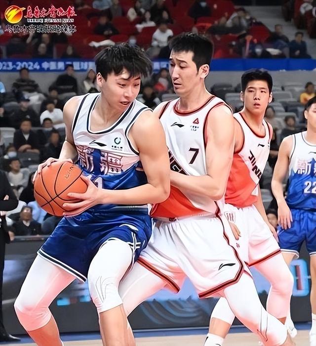 新疆男篮近期状态如何?球队备战生活揭秘 新疆男篮近期状态如何?球队备战生活揭秘