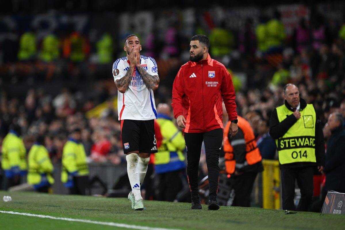 里昂中场发挥关键作用，力挽狂澜保持不败的简单介绍