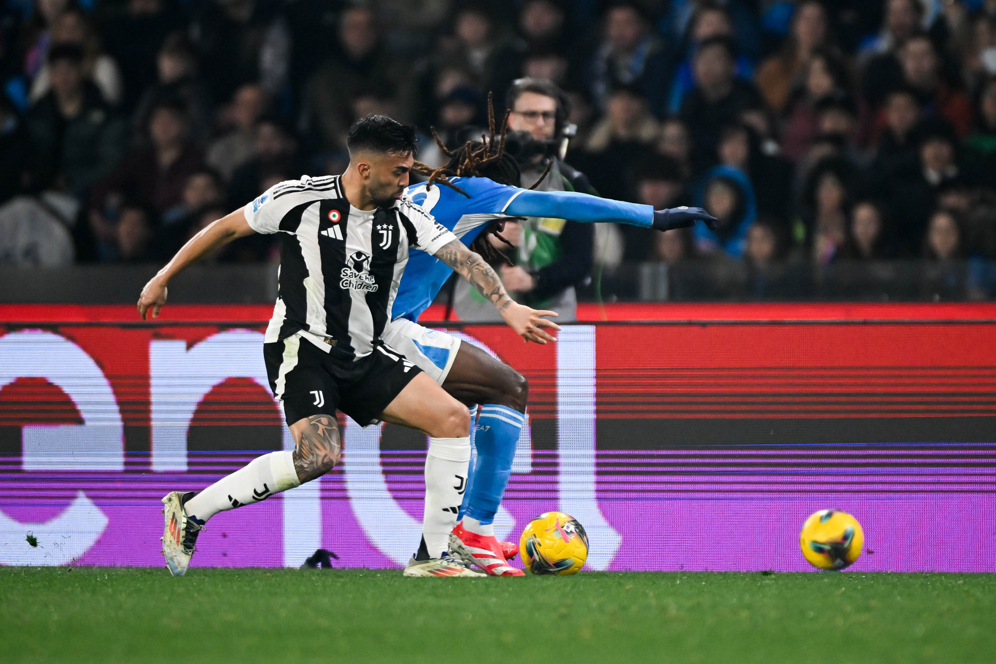 包含那不勒斯进攻火力强,轻松战胜对手的词条 包含那不勒斯进攻火力强,轻松战胜对手的词条