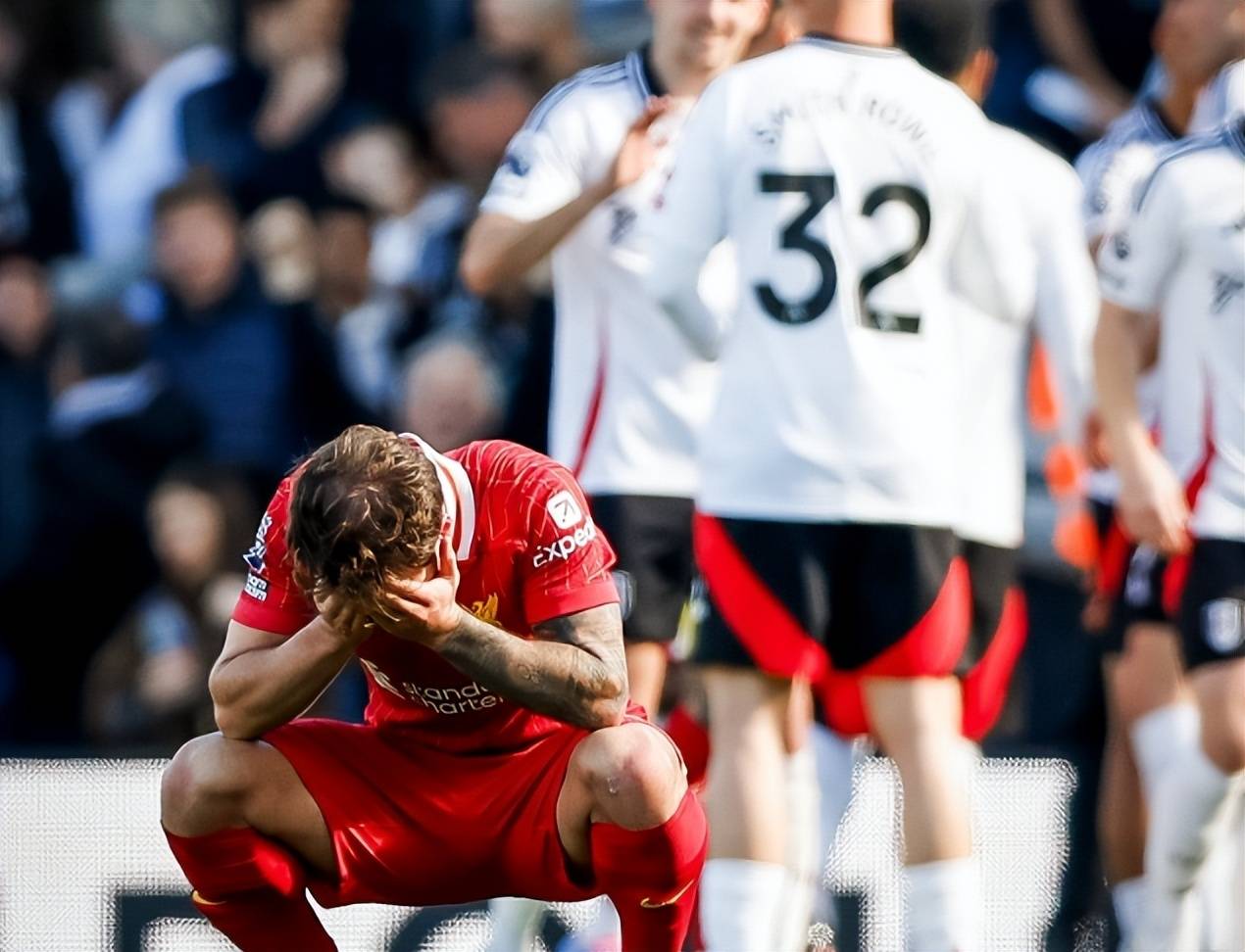 爱游戏app-阿森纳主场失利，新赛季士气低迷！