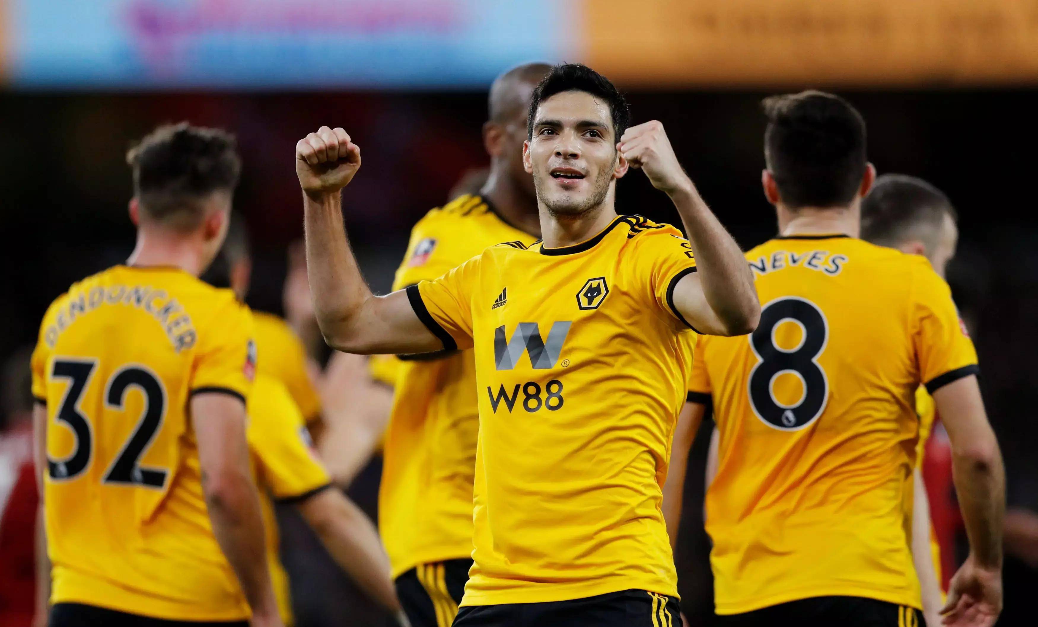 关于切尔西主场胜狼队,豪取三分继续追赶的信息 关于切尔西主场胜狼队,豪取三分继续追赶的信息