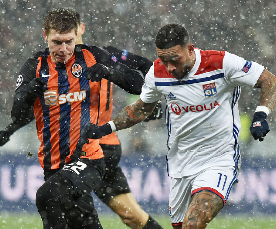 爱游戏官方入口-里昂冷门赢球，实现反超积分榜的简单介绍