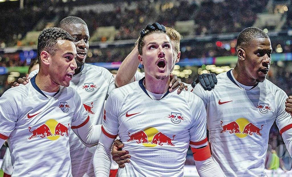 爱游戏在线登录-弗莱堡球员表现出色，为球队赢得胜利