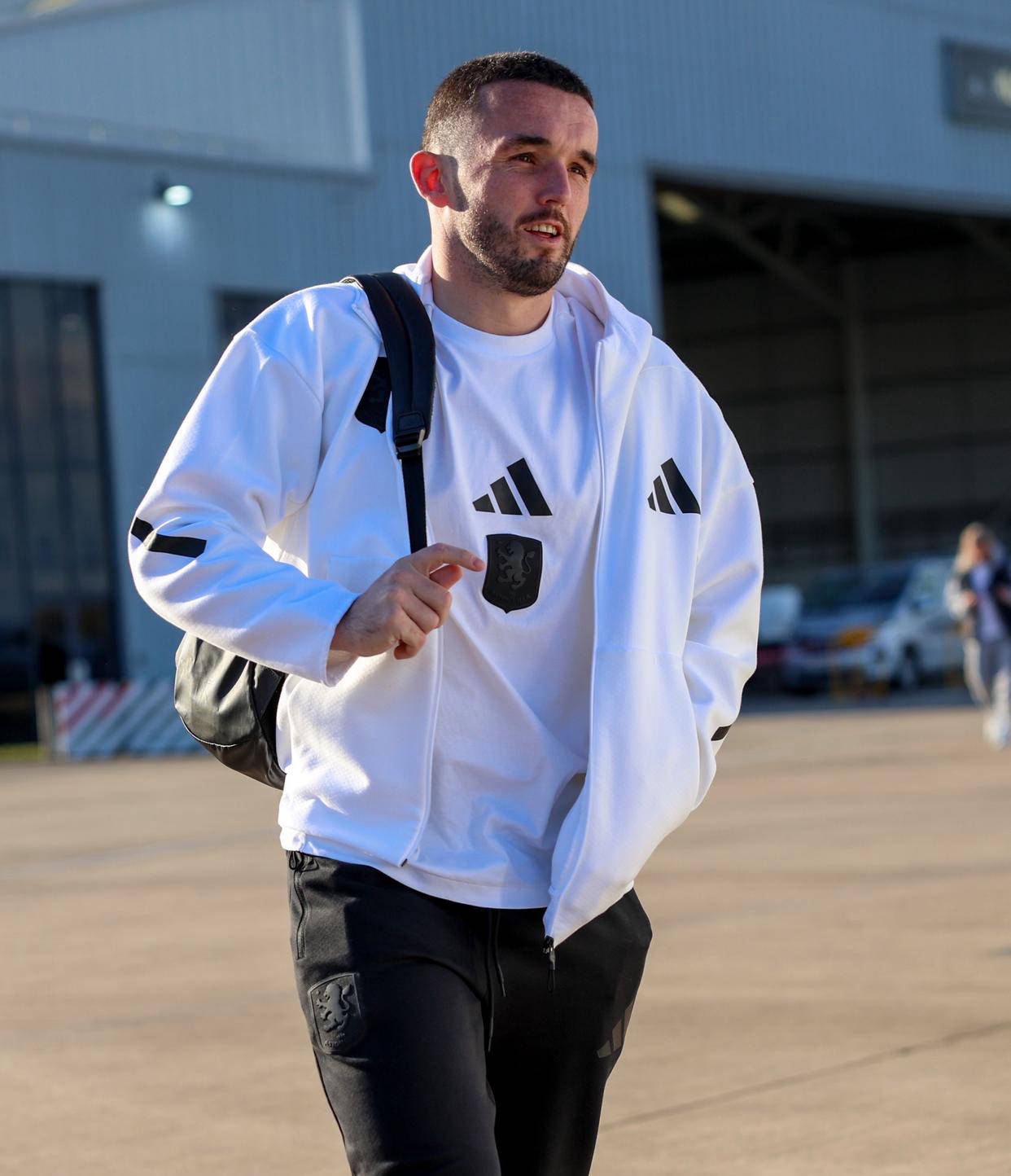 爱游戏app-包含欧洲运动新秀崭露头角，引领潮流！的词条