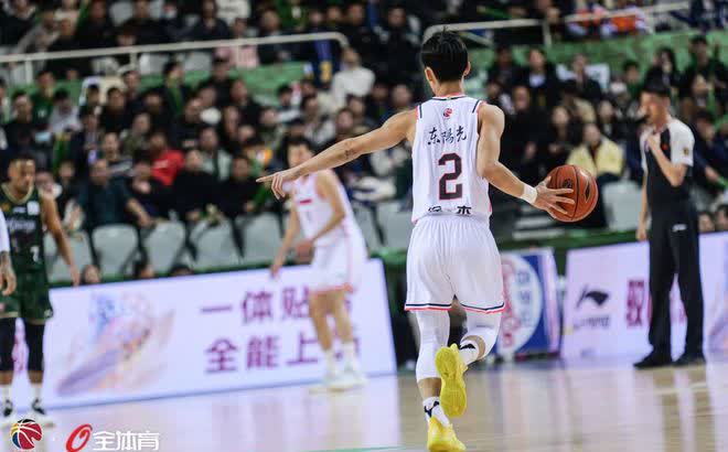 爱游戏入口-新疆队大胜青岛，实力碾压对手